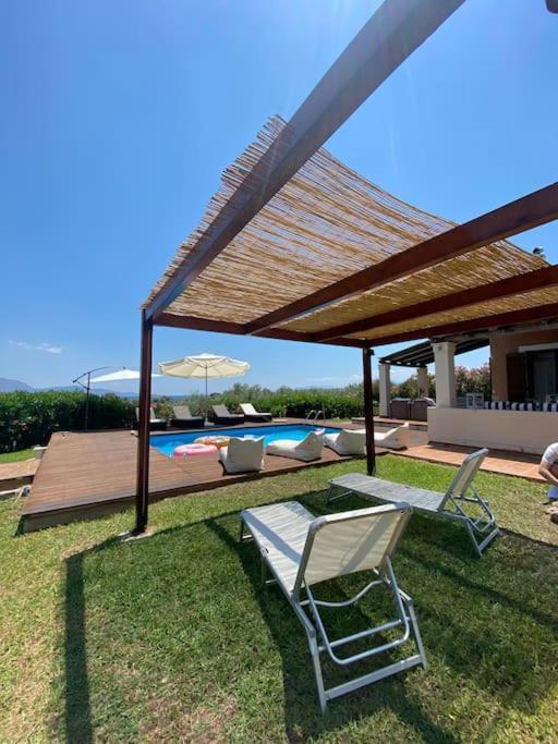 Georges Villa Galaxidi, Family, Pool And Garden Ngoại thất bức ảnh